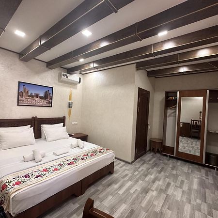 Ayub Boutique Hotel Bukhara Esterno foto