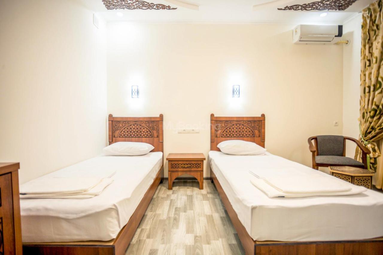 Ayub Boutique Hotel Bukhara Esterno foto